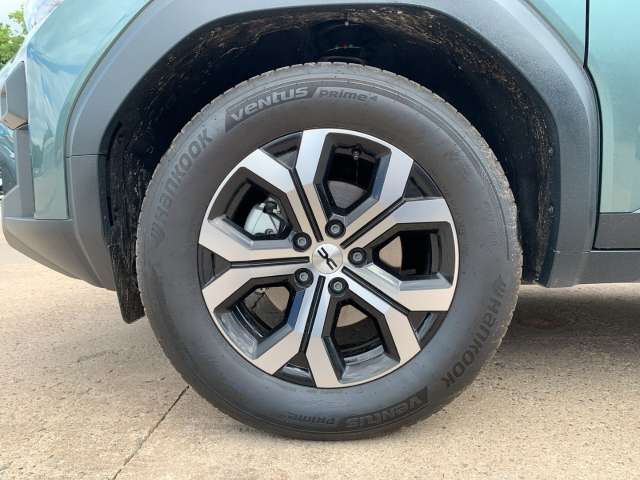 Fahrzeugbild eines Dacia Bigster