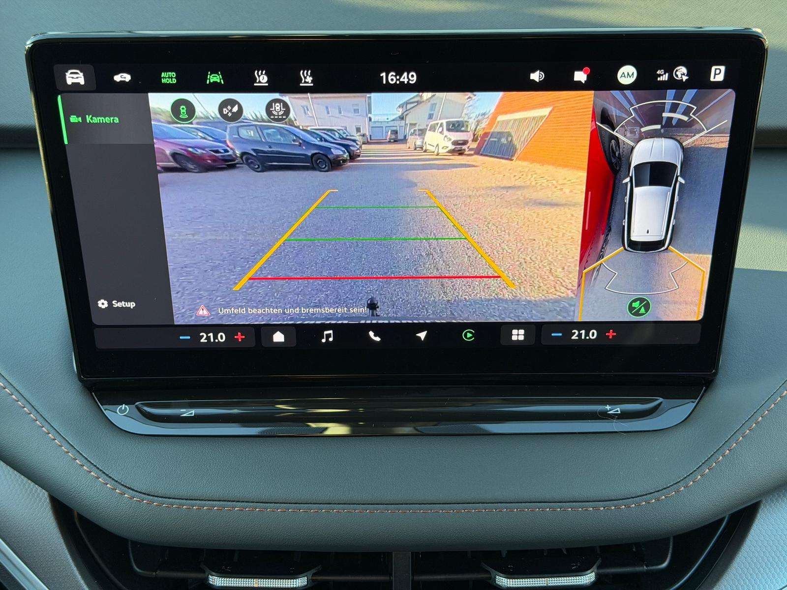 Fahrzeugbild eines Skoda ELROQ