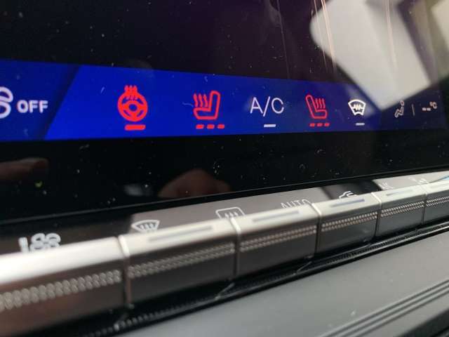 Fahrzeugbild eines Renault Rafale