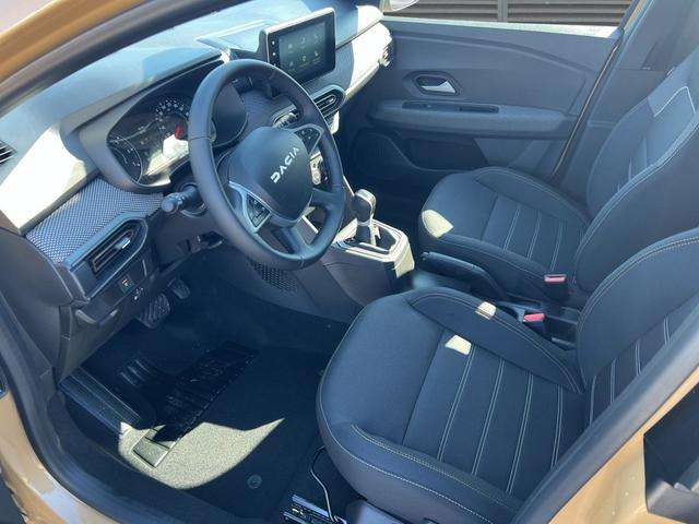 Fahrzeugbild eines Dacia Sandero