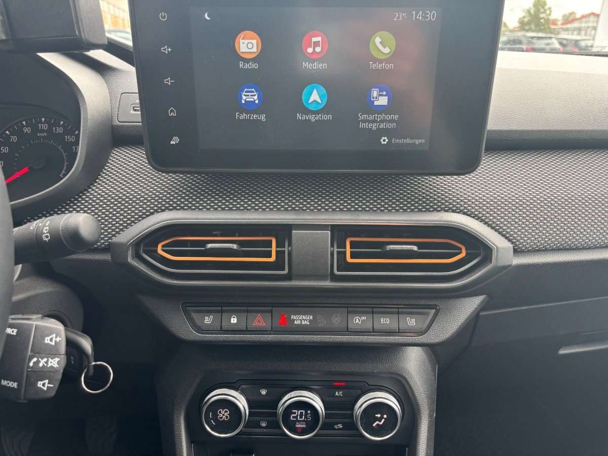 Fahrzeugbild eines Dacia Sandero