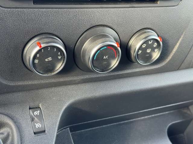 Fahrzeugbild eines Renault Master