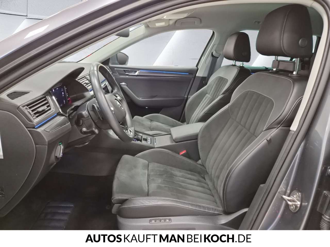 Fahrzeugbild eines Skoda Superb