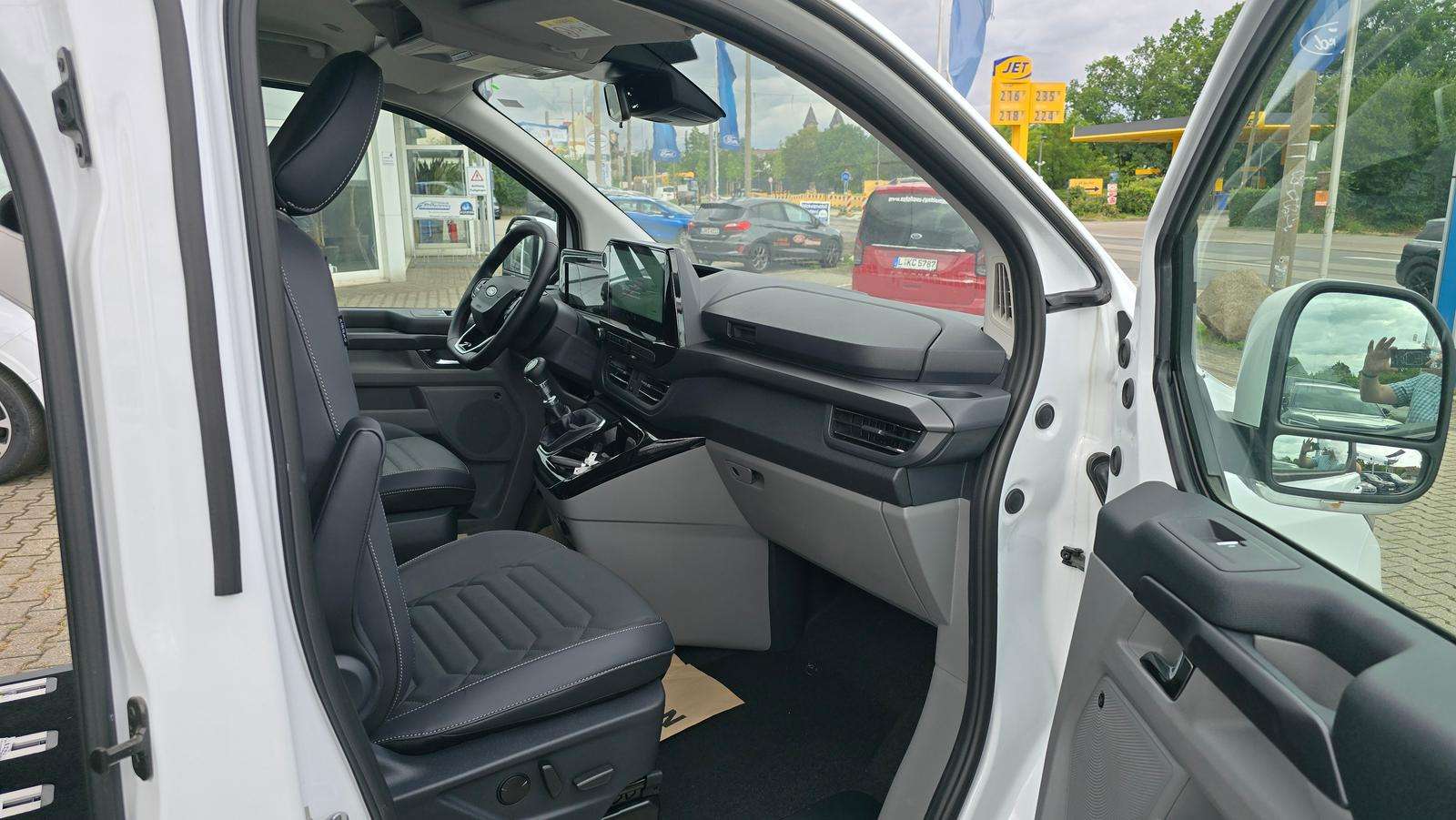 Fahrzeugbild eines Ford Tourneo Custom