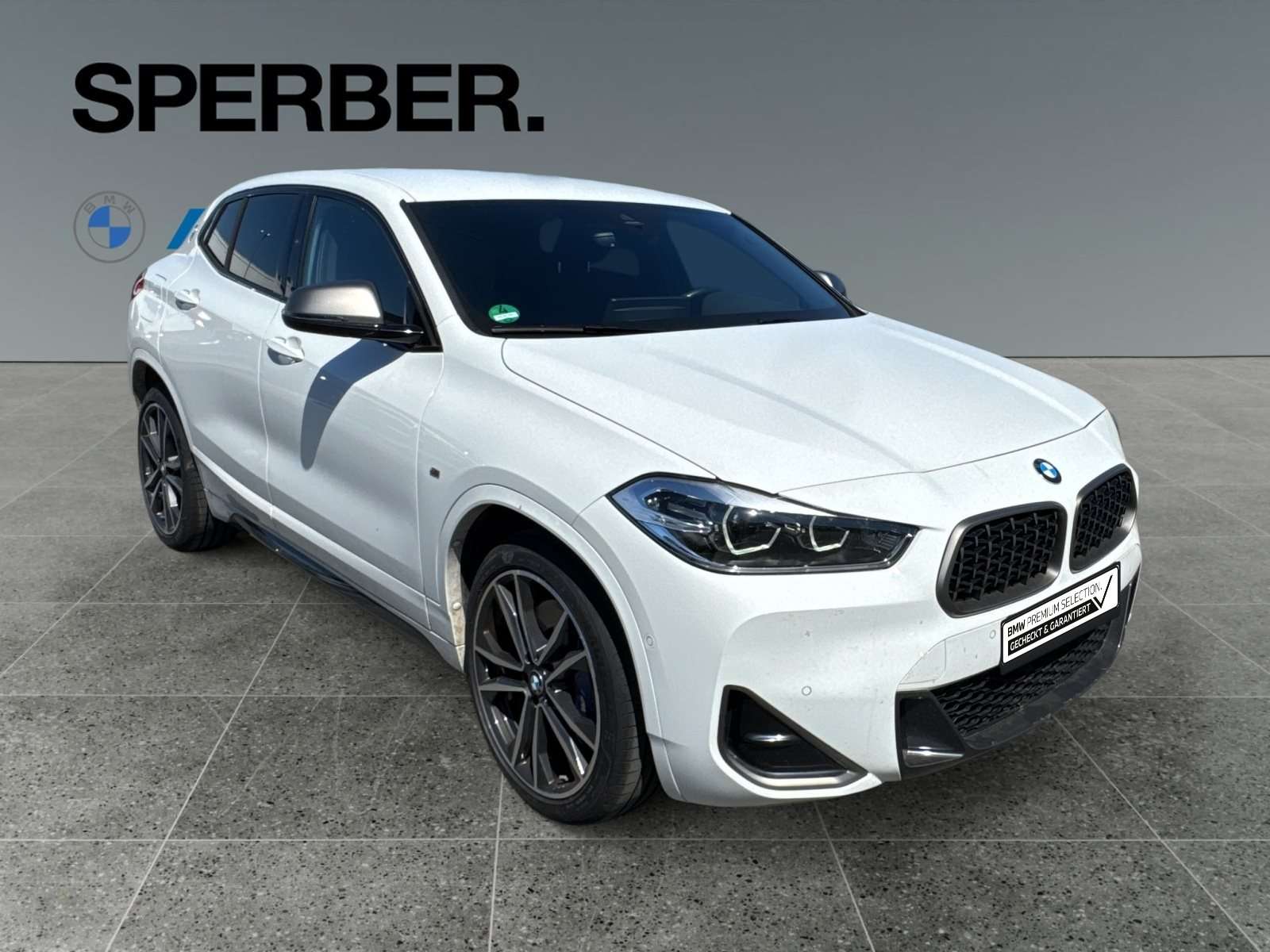 Fahrzeugbild eines BMW X2