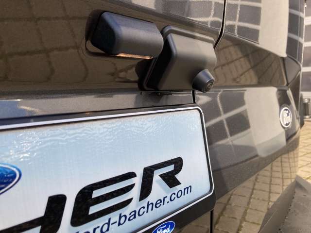 Fahrzeugbild eines Ford Transit Custom