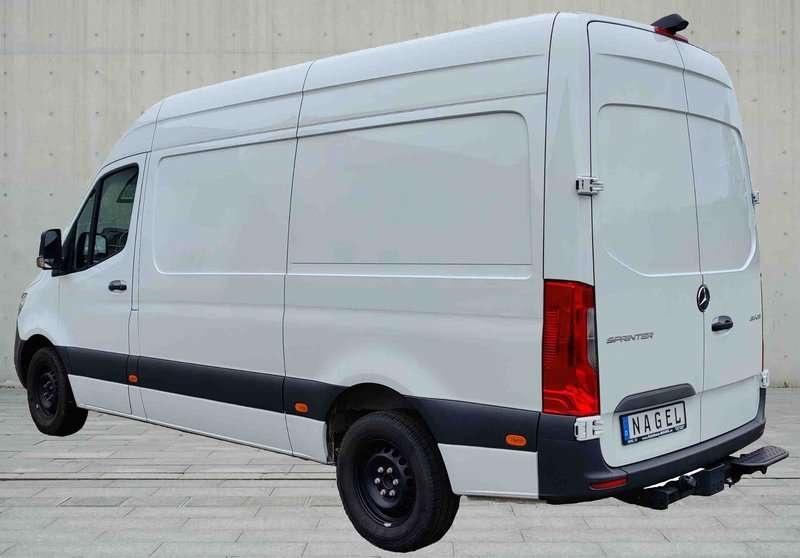 Fahrzeugbild eines Mercedes-Benz Sprinter