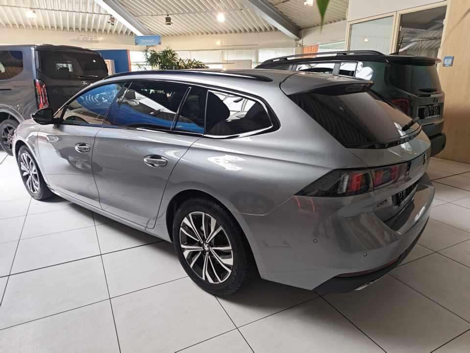 Fahrzeugbild eines Peugeot 508