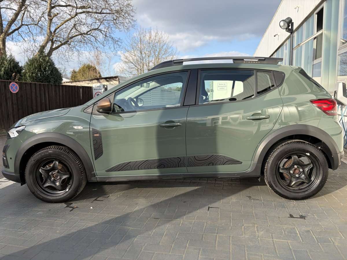 Fahrzeugbild eines Dacia Sandero