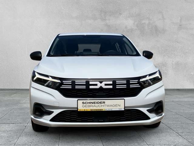 Fahrzeugbild eines Dacia Sandero