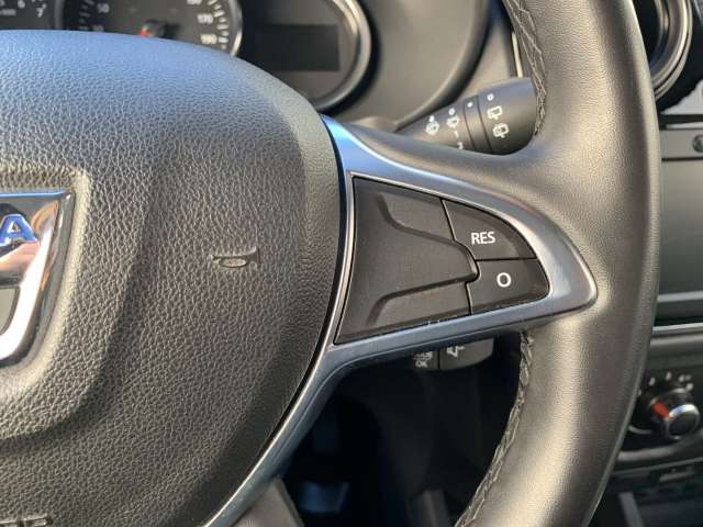 Fahrzeugbild eines Dacia Lodgy