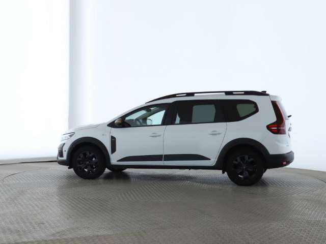 Fahrzeugbild eines Dacia Jogger