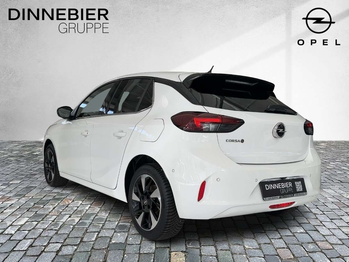 Fahrzeugbild eines Opel Corsa