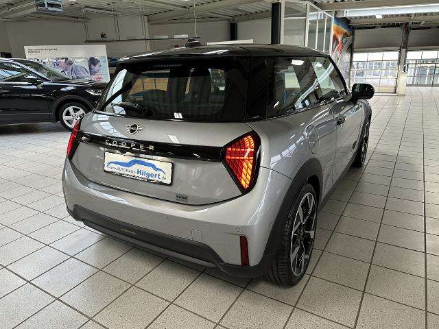 Fahrzeugbild eines MINI COOPER