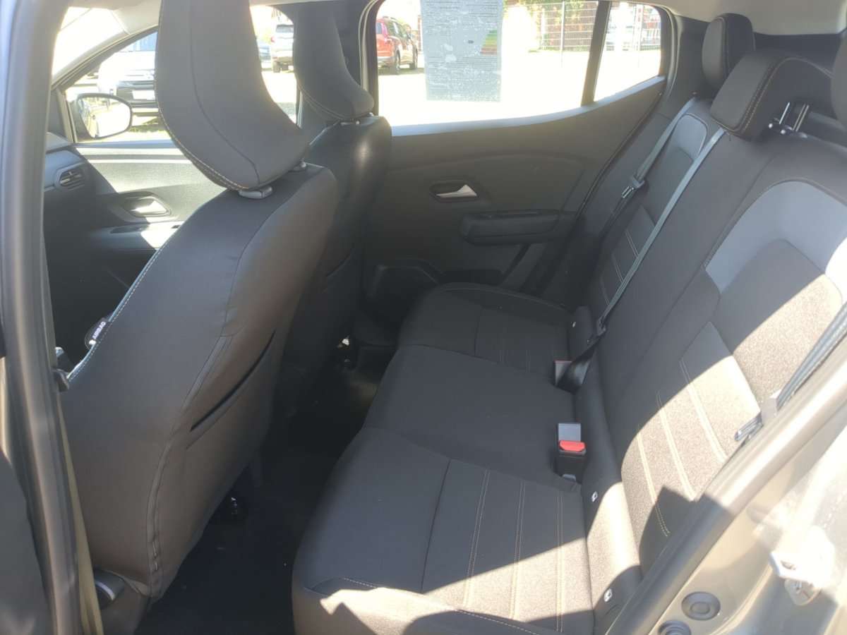 Fahrzeugbild eines Dacia Sandero