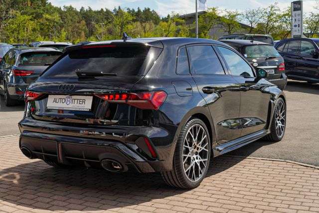Fahrzeugbild eines Audi RS3
