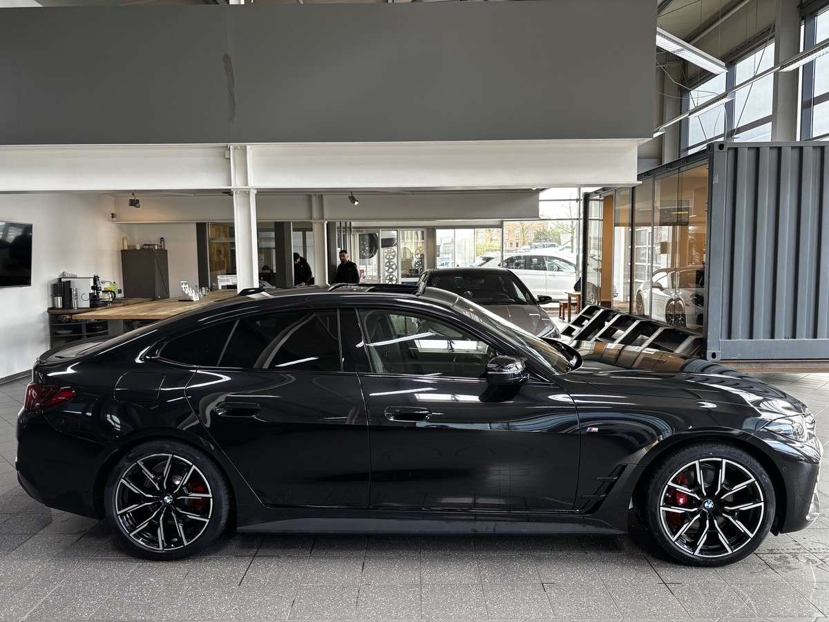 Fahrzeugbild eines BMW i4