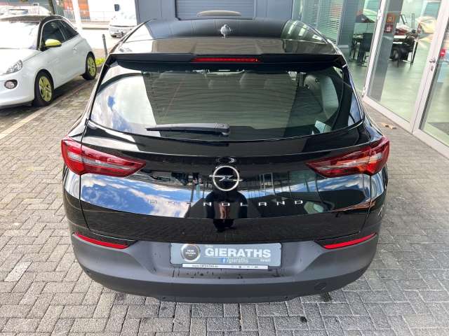 Fahrzeugbild eines Opel Grandland X