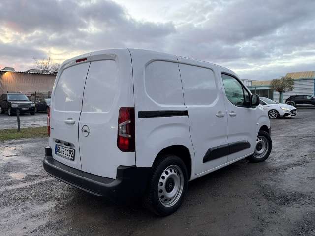 Fahrzeugbild eines Opel Combo
