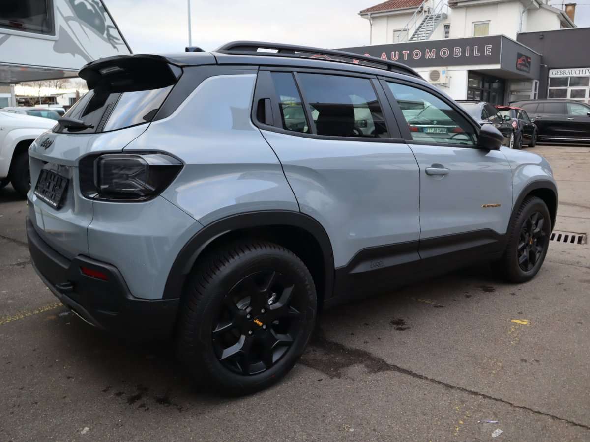 Fahrzeugbild eines Jeep Avenger