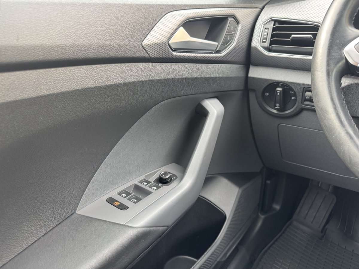 Fahrzeugbild eines Volkswagen T-Cross