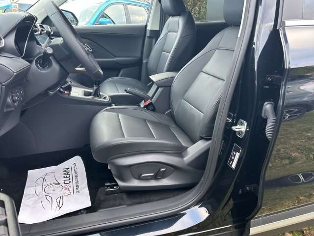 Fahrzeugbild eines MG ZS