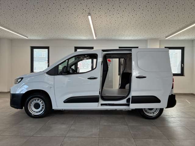 Fahrzeugbild eines Toyota Proace