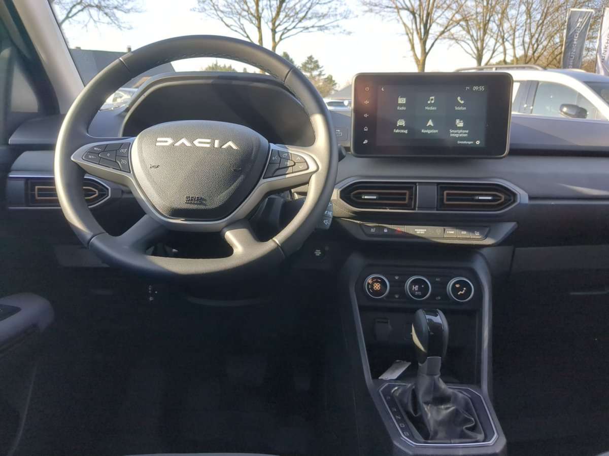 Fahrzeugbild eines Dacia Jogger