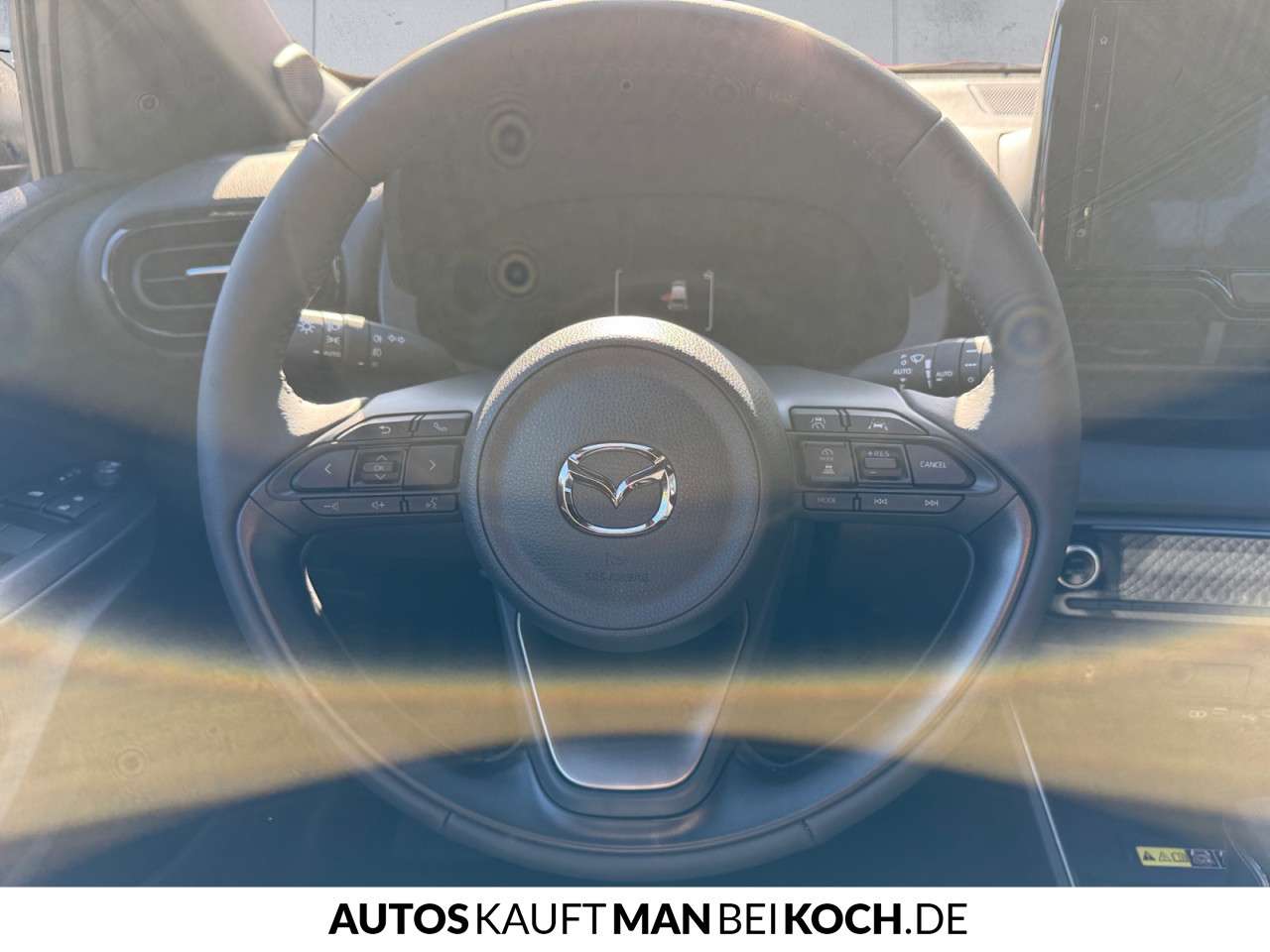 Fahrzeugbild eines Mazda Mazda2 Hybrid