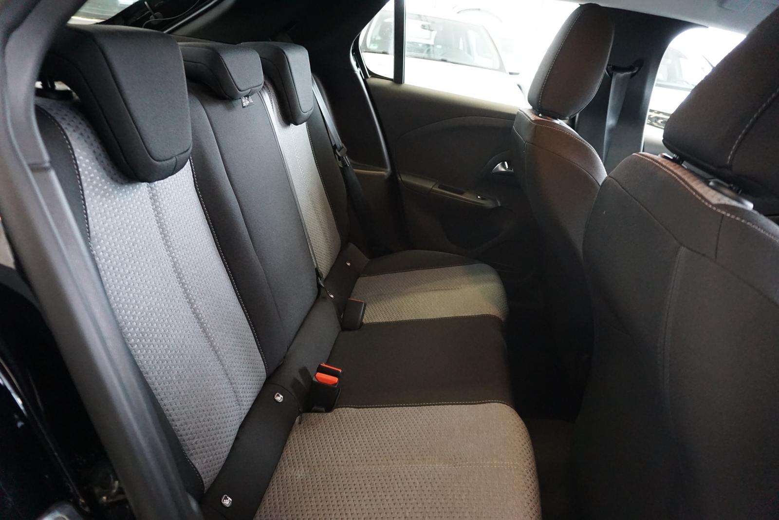 Fahrzeugbild eines Opel Corsa