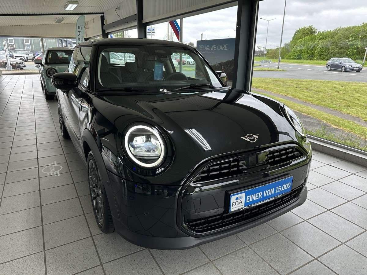 Fahrzeugbild eines MINI COOPER