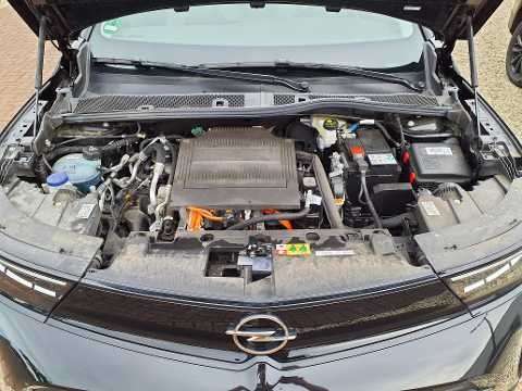 Fahrzeugbild eines Opel Mokka Electric