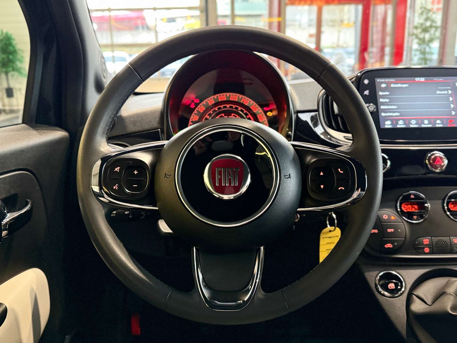 Fahrzeugbild eines Fiat 500