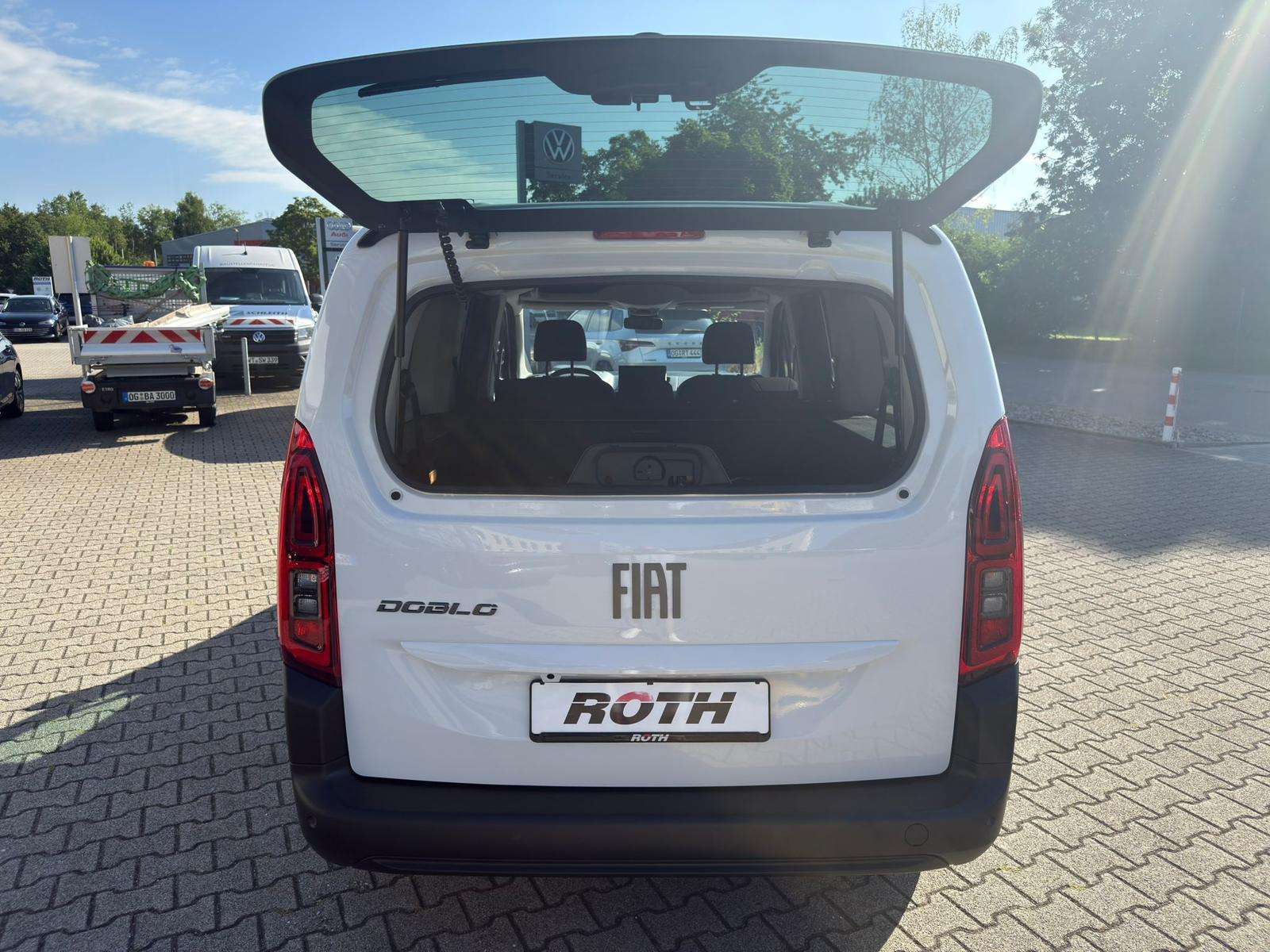 Fahrzeugbild eines Fiat Doblò