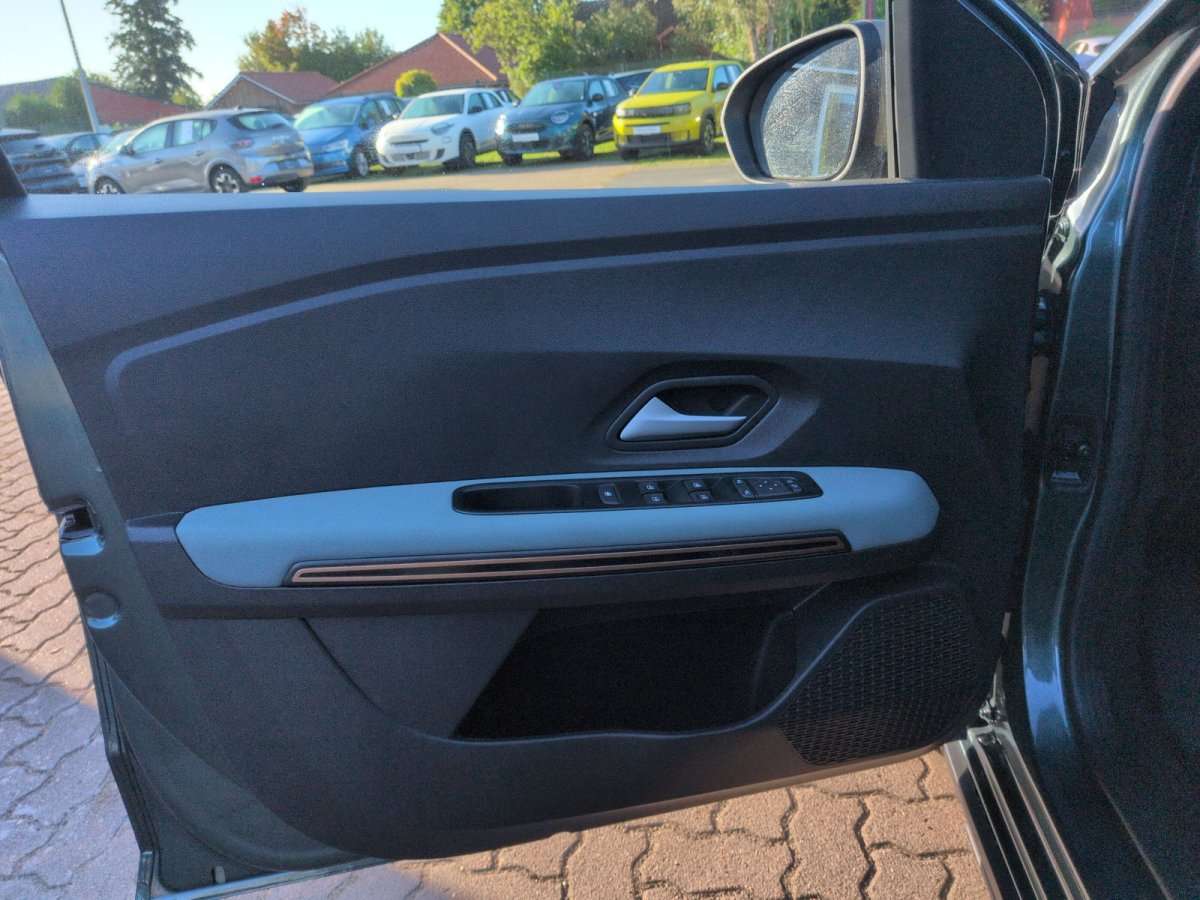Fahrzeugbild eines Dacia Sandero
