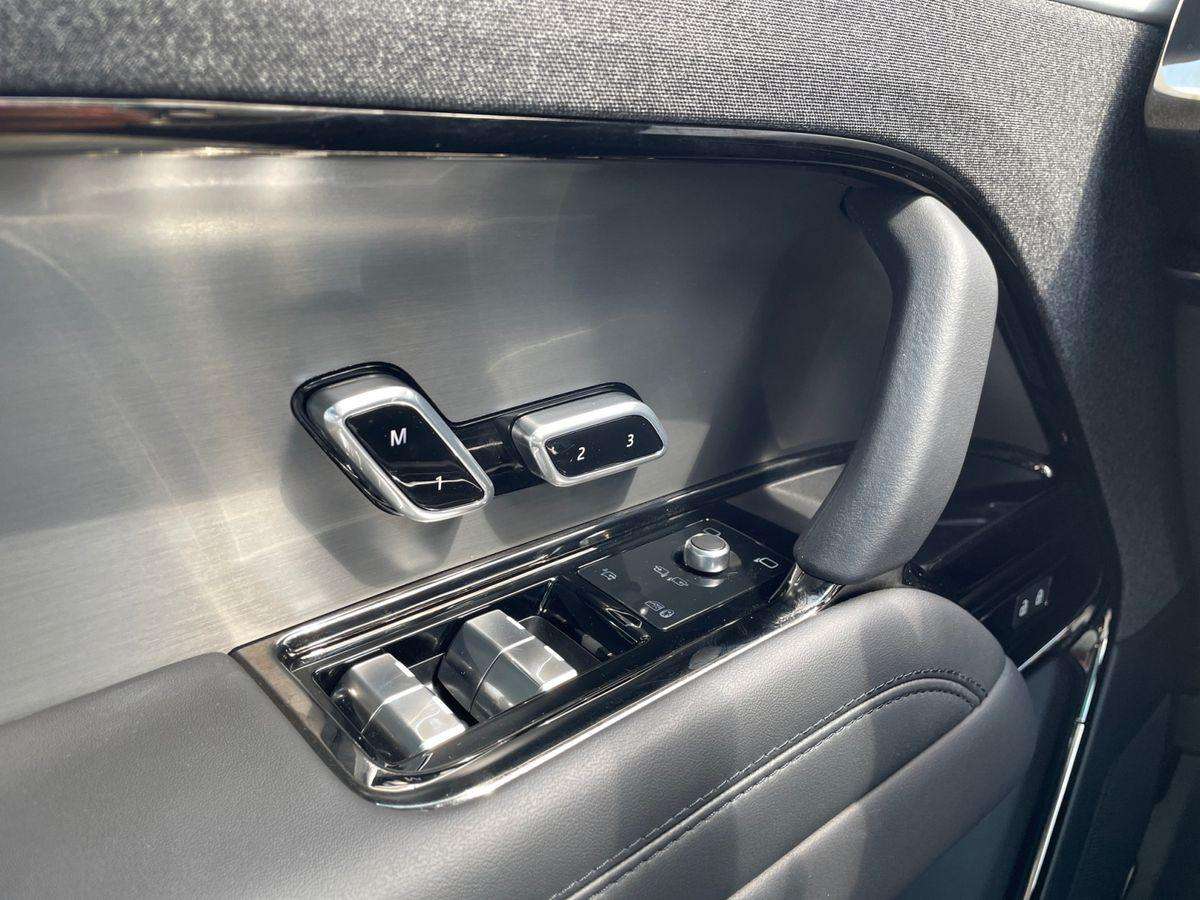 Fahrzeugbild eines Land Rover Range Rover Sport