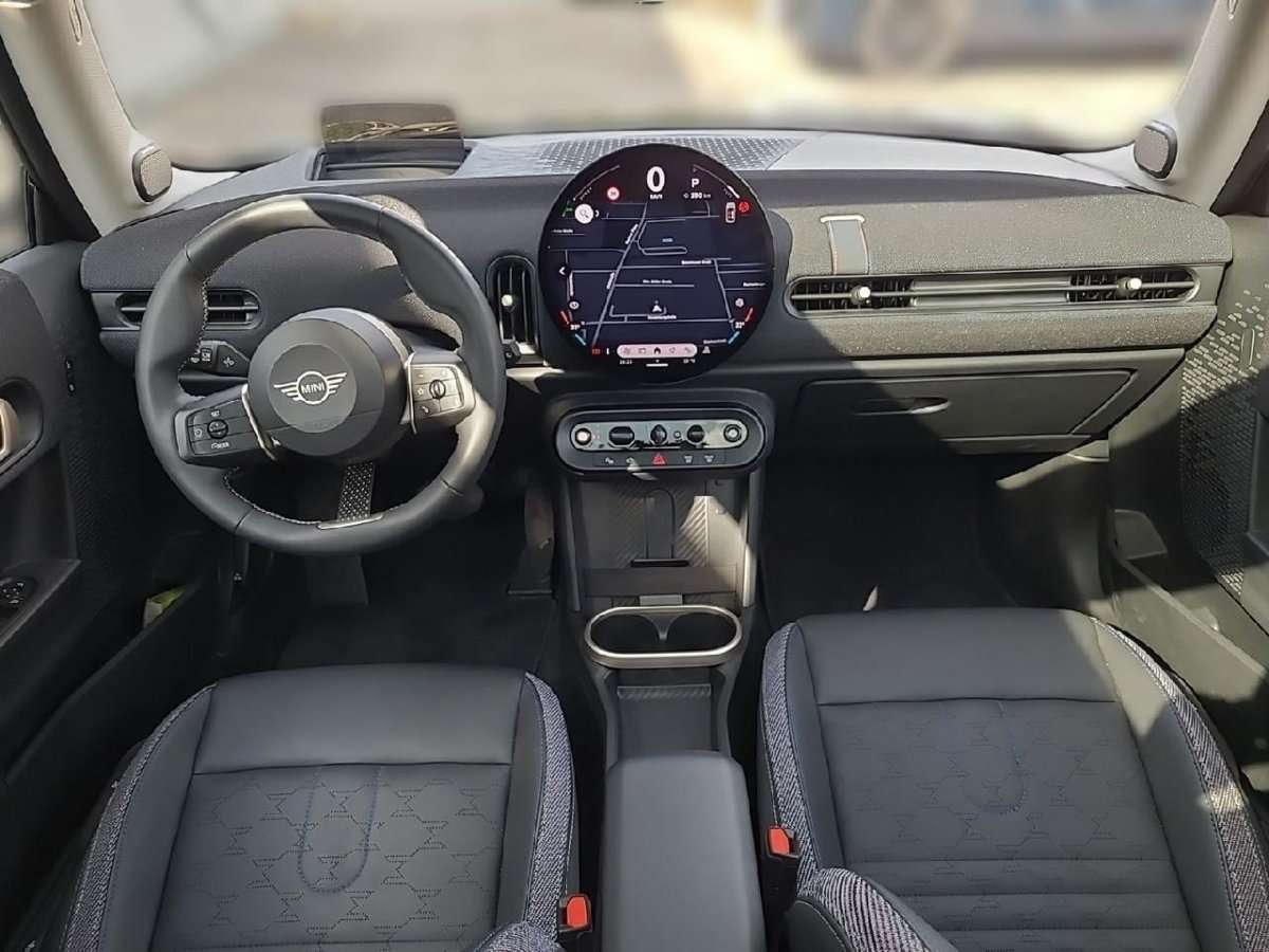 Fahrzeugbild eines MINI COOPER