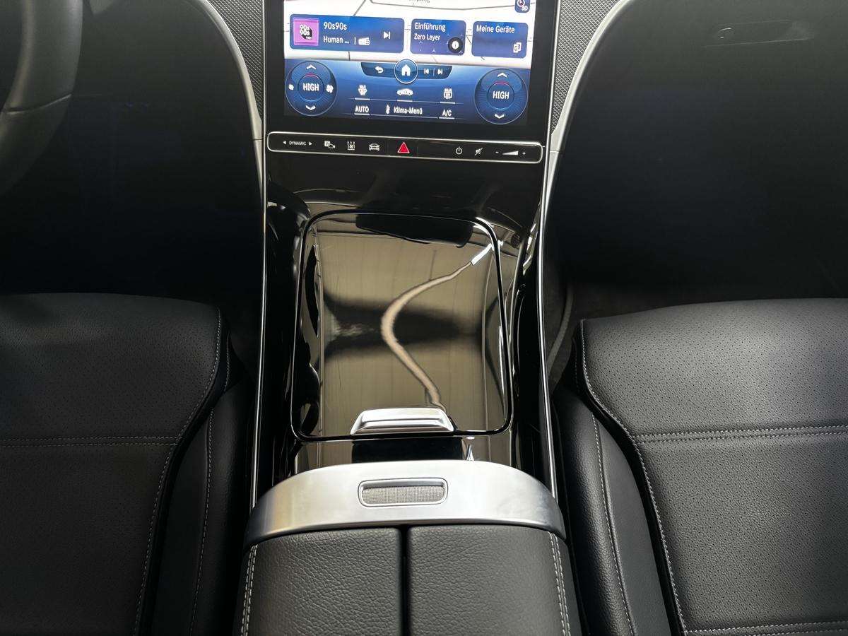 Fahrzeugbild eines Mercedes-Benz C-Klasse