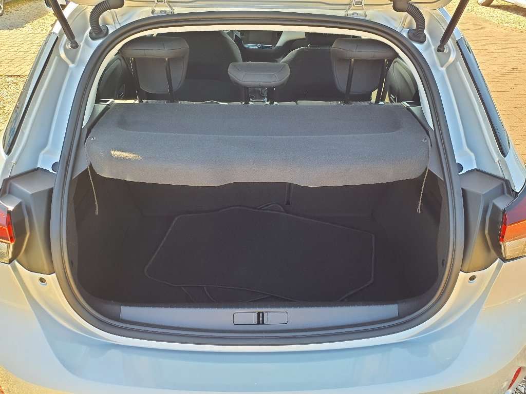 Fahrzeugbild eines Opel Corsa