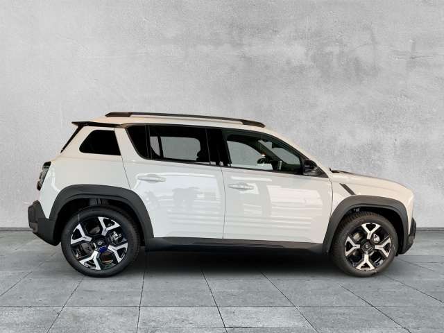 Fahrzeugbild eines Renault 4 E-TECH