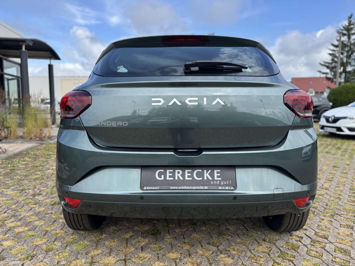 Fahrzeugbild eines Dacia Sandero