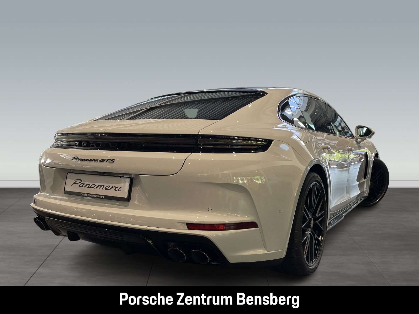 Fahrzeugbild eines Porsche Panamera