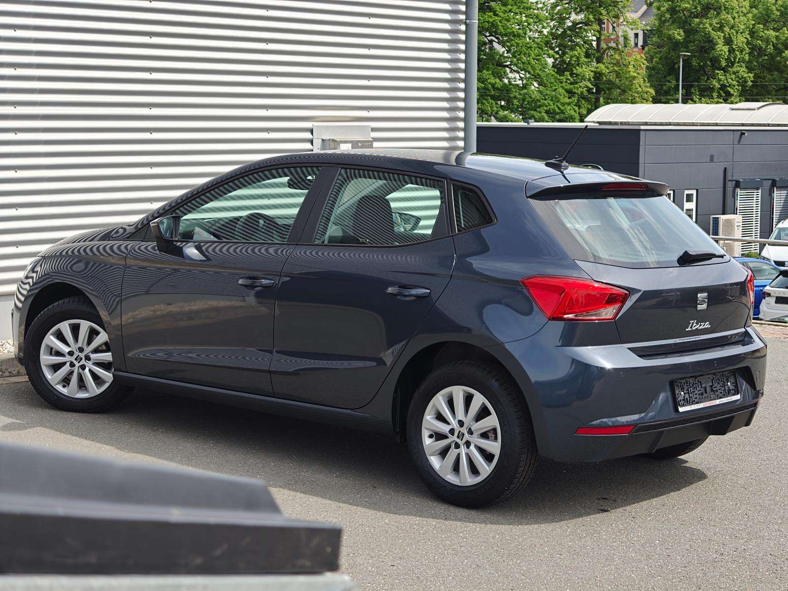 Fahrzeugbild eines SEAT Ibiza