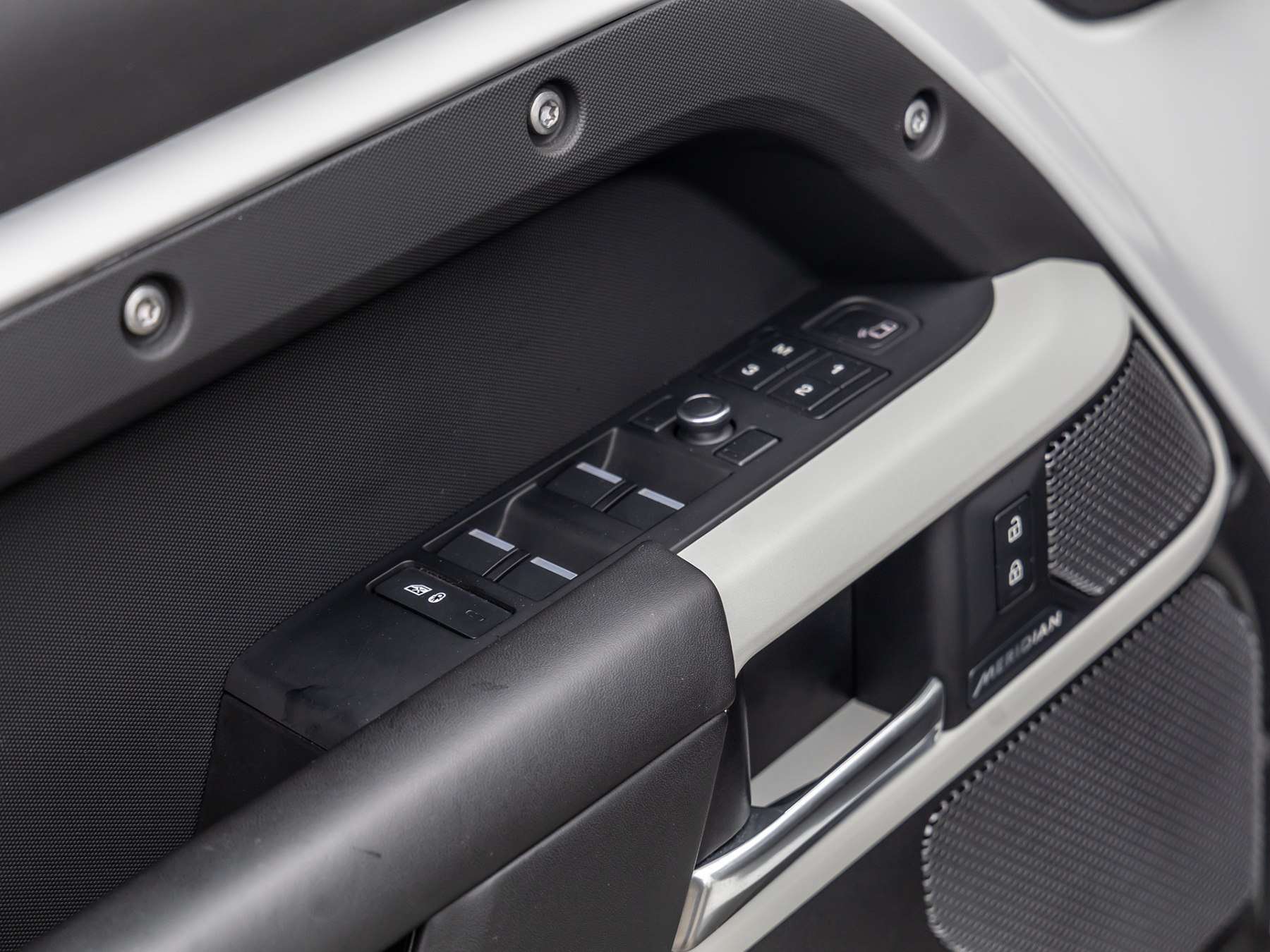 Fahrzeugbild eines Land Rover Defender