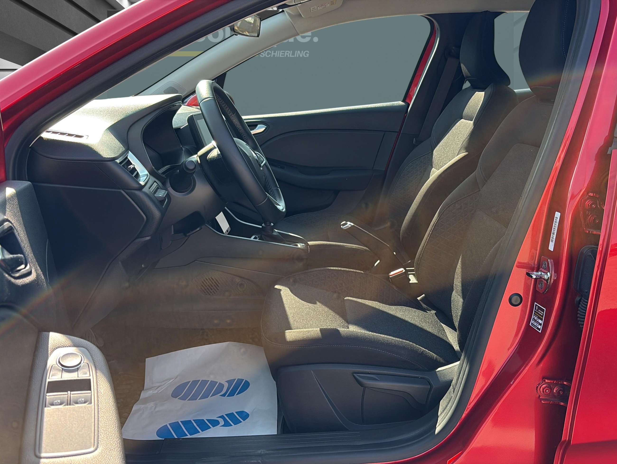 Fahrzeugbild eines Renault Clio