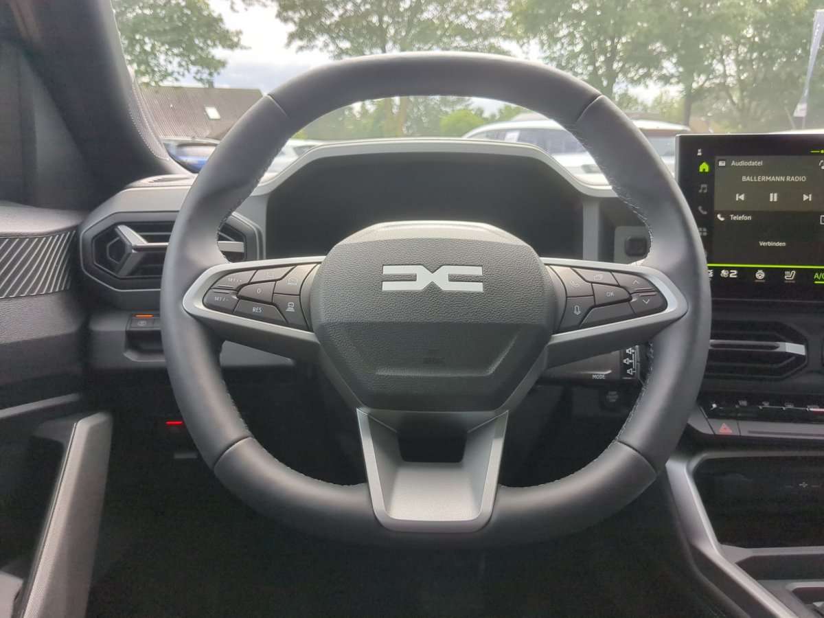 Fahrzeugbild eines Dacia Bigster