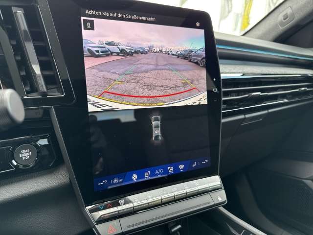 Fahrzeugbild eines Renault Rafale