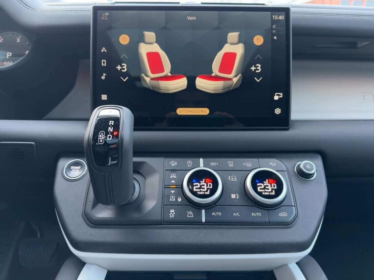 Fahrzeugbild eines Land Rover Defender