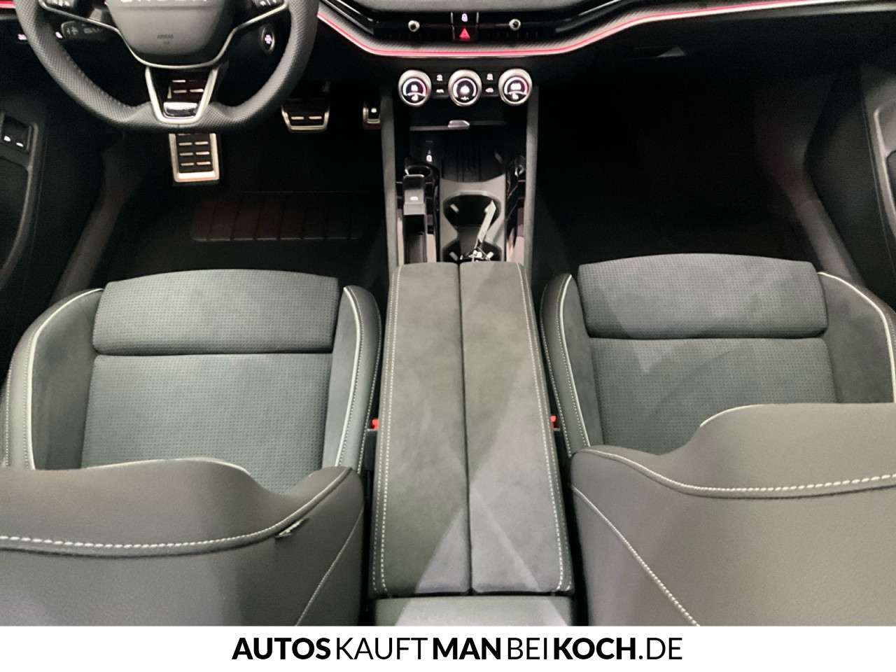 Fahrzeugbild eines Skoda Superb