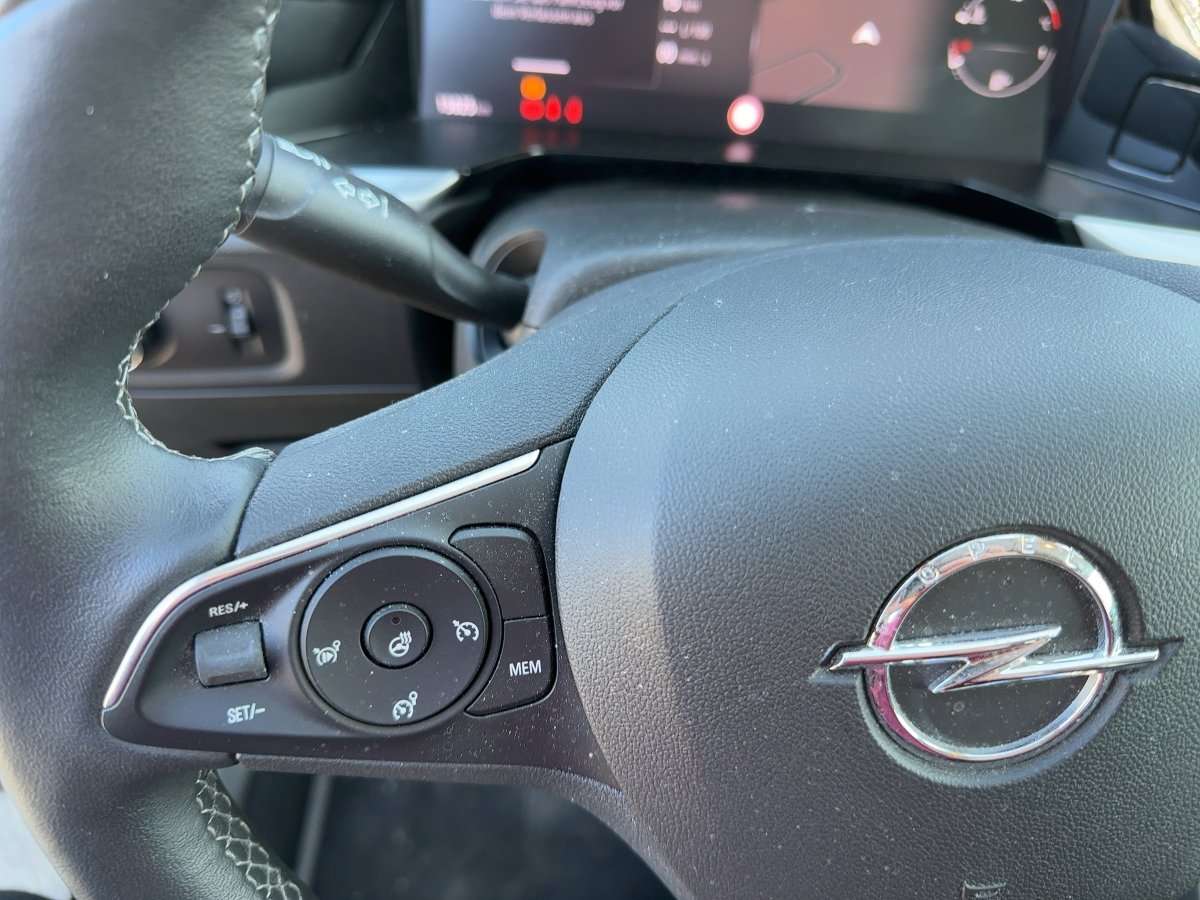 Fahrzeugbild eines Opel Grandland X